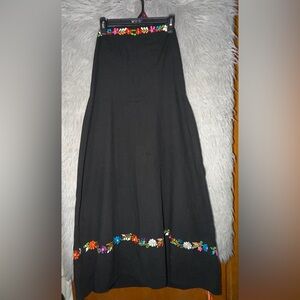 Floral Embroidered Strapless Black Dress